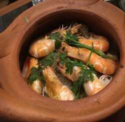 クンオップウンセン（กุ้งอบวุ้นเส้น）