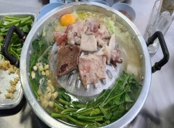 ムーガタ（หมูกะทะ）
