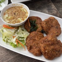 トートマンプラーグラーイ