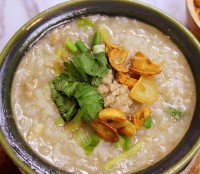 カオトム・トロングクルアング・ボーラーン （タイ風豚肉茶漬け）